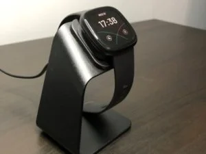 Read more about the article KIMILAR Fitbit Versa 3 & Fitbit Sense Charger Dock Review