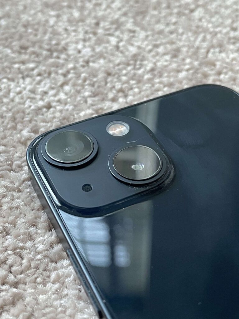 iPhone 13 mini camera lens